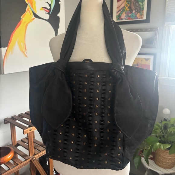 Frye Like New Jade Elegant Black Studded Tote Bag - Picture 8 of 11